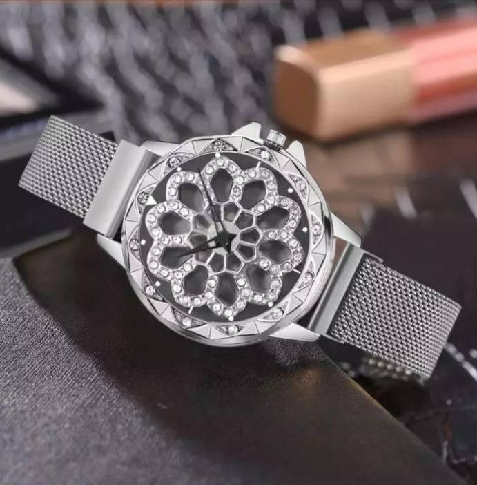 Luxury 360° Rotation Dial Fashion Starry Mesh Magnetic Buckle Casual Mesh Steel Strap Rhinestone Watches