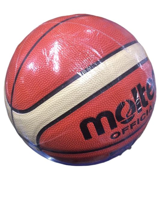 Molten%20Basketball%20Official%20Size%207%20-%20GL7%20-%20Image%204