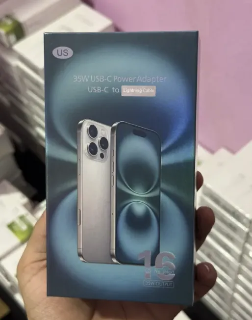 50W%20/%2025W%20/%2020W%20Fast%20Charger%20USB-C%20to%20Lightning%20Cable%20%7C%20Genuine%20Three-Pin%20Power%20Adapter%20for%20i-Phone%20X%20to%2014%20Pro%20Max%20%7C%20Safe%20&%20Rapid%20Charging%20-%20Image%207