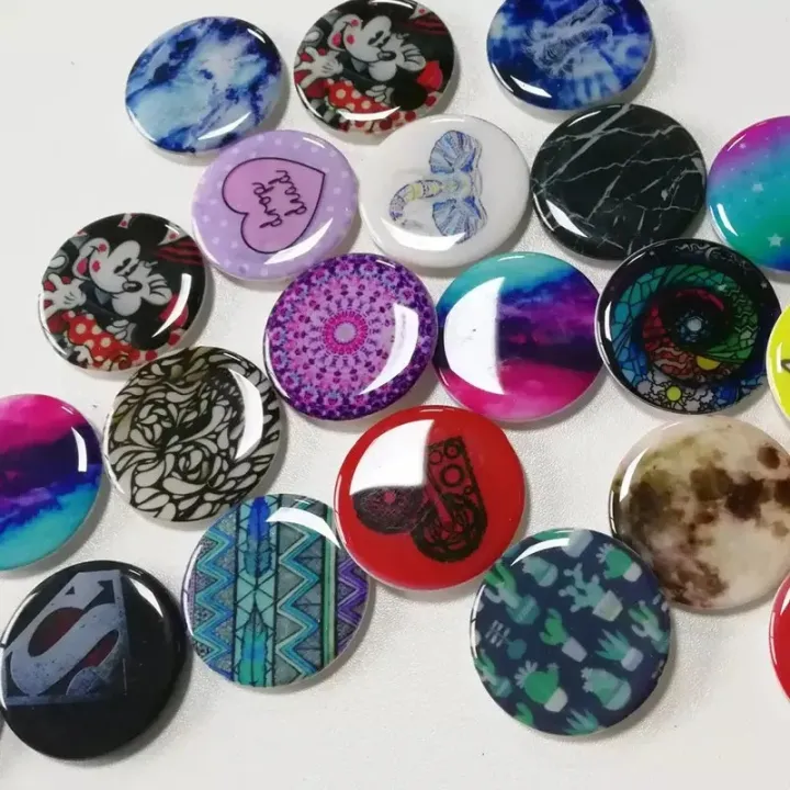 Pop%20Sockets:%20Collapsible%20Grip%20and%20Stand%20for%20Phones%20and%20Tablets-%20Color%20And%20Design%20Many%20Very%20-%20Image%203