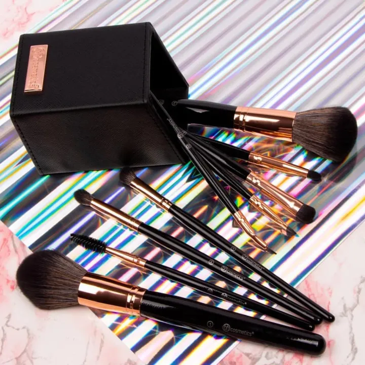 BH%20Signature%20Rose%20Gold%2013%20Piece%20Makeup%20Brush%20Set%20-%20Image%204