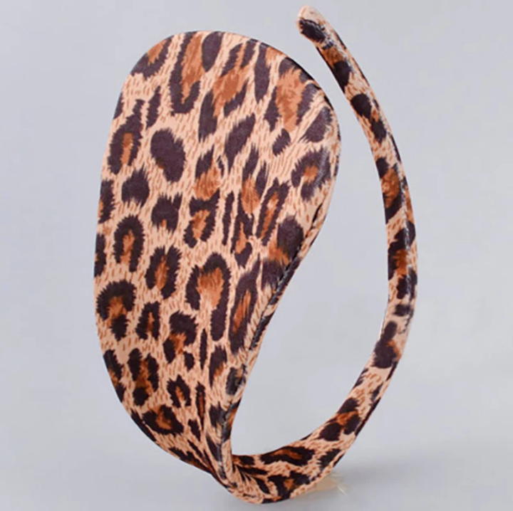 Women%20C-String%20Thong%20Invisible%20Underwear%20Panties%20Lingerie%20C-Shaped%20Strapless%20Panties%20-%20Image%206