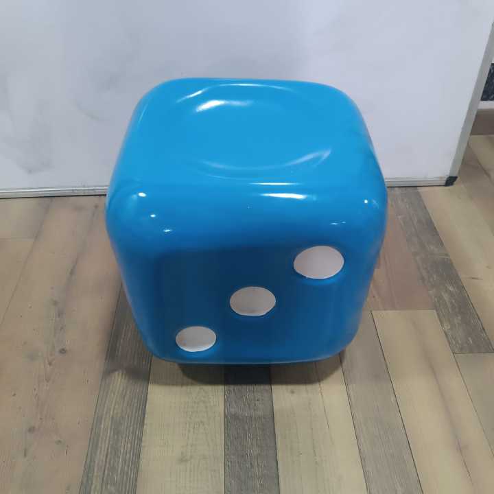 Dice%20Stool%20(Big)%20-%20Image%205