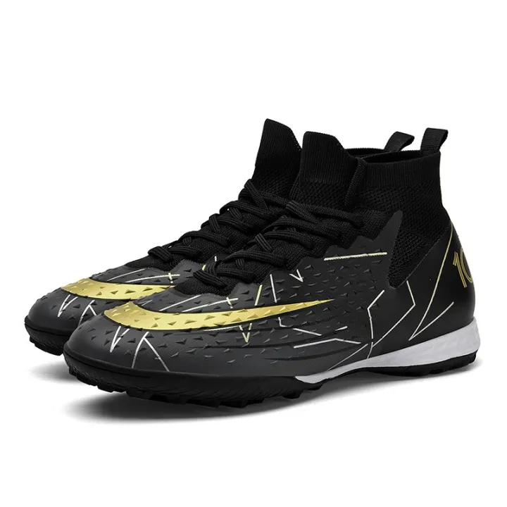 Futsal%20Shoes%20For%20Men%20With%20Grip%20Socks%20-%20Image%203