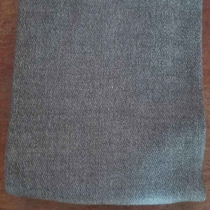 Charcoal%20Bamboo%20&%20Pashmina%20Stole%20-%20Image%203