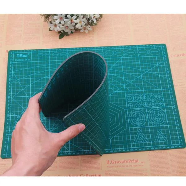 Cutting%20Mat%20A3%20Green%20Self%20Healing%20-%20Image%203