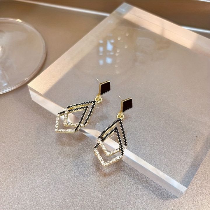 1%20Pair%20Simple%20&%20Elegant%20Korean%20Style%20Earrings%20-%20Geometric%20Black%20Double%20Rectangle%20Drop%20Earrings%20With%20Diamond%20Sparks%20-%20Party%20Wear%20&%20Professional%20Wear%20Earring%20For%20Women%20,%20Girls%20&%20Teens%20-%20Image%206