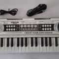 Electronic piano Keyboard BF-430B1. 