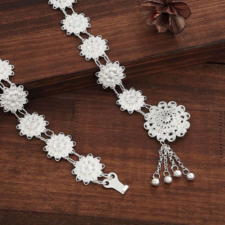 Classic%20Metal%20Ethnic%20Style%20Belt%20Bell%20Tassel%20Belt%20Hollow%20Out%20Dance%20Dress%20Belt%20Chains%20Party%20Decoration%20-%20Image%207