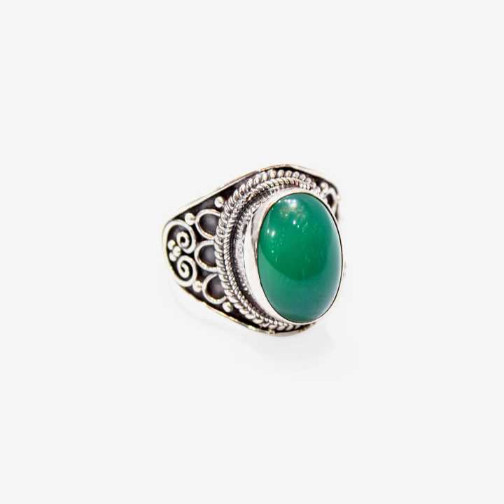 Green Onex Stone Finger Ring