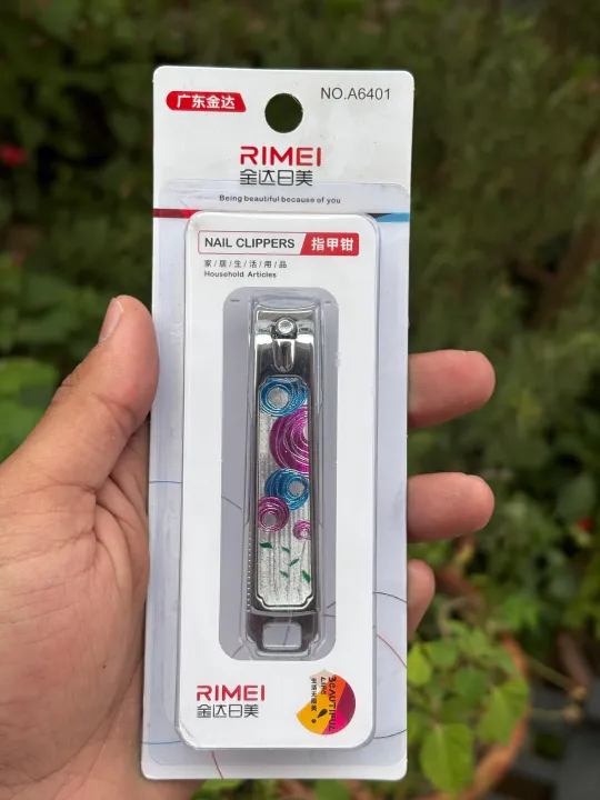 Large%20Size%20Nail%20Cutter%20for%20Men%20&%20Women%20%20Stainless%20Steel%20Nail%20Clipper%20%20Cuts%20precisely%20Easy%20to%20hold%20%20Safe%20for%20skin%20-%20Image%202