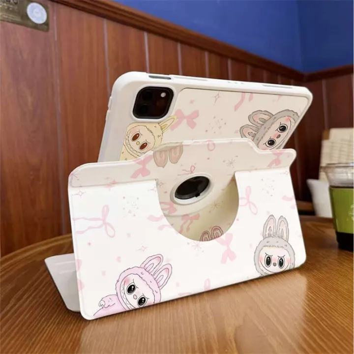Labubu%20720%20Rotating%20Stand%2011%20Pen%20Slot%20Air%207%206%205%204%20Tablet%2010th%2010.9inch%20Compatible%20with%20iPad%208th%20Generation%2010.2inch%20Apple%20Pro%2011inch%20Acrylic%20Full%20Protection%20Shockproof%20Case%20-%20Image%202