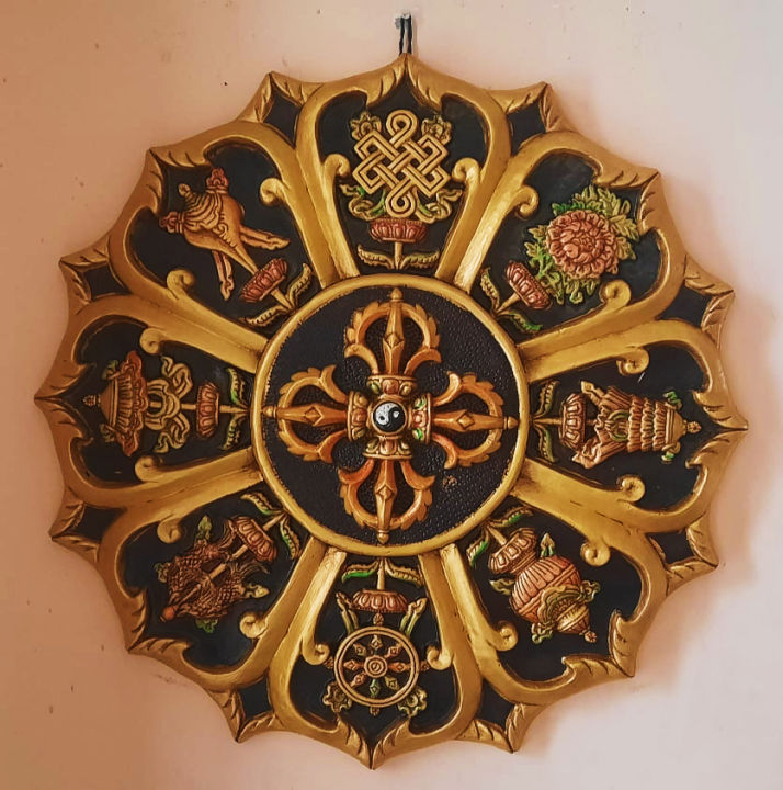 Astamangal%20Mandala(20%20inch%20Diameter)-Symbol%20of%20Goodwill/Office%20Decor/Home%20Decor/Hanging/Traditional/8%20Auspicious%20Symbols%20-%20Image%202