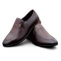 Men Leather Casual Shoes Soft Breathable Slip-on Lightweight Moccasins Business Formal Shoes. 