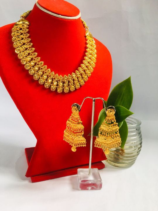 Elegant%20Gold%20Plated%20Rani%20Haar%20Design%20Mini%20Haar%20Temple%20Jewellery%20Necklace%20-%20Image%203