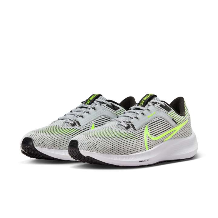 Pegasus%2040%20Shoes%20For%20Men%20DV3853-004%20-%20Image%203