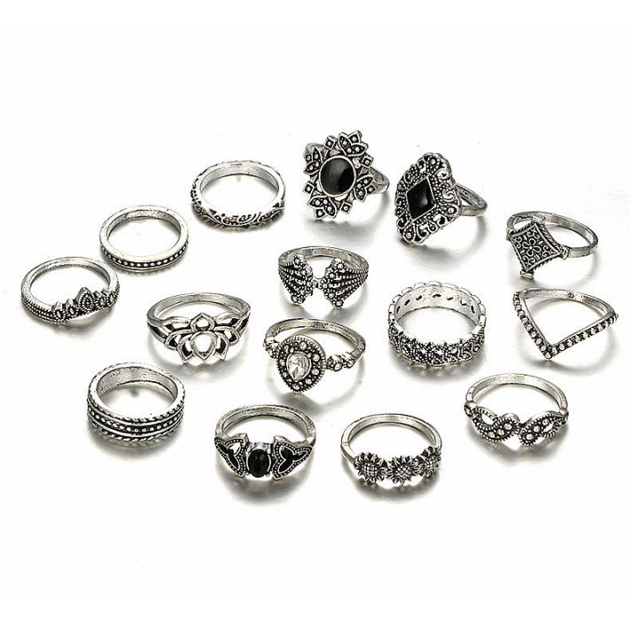 Silver%20&%20Gold%20Vintage%20Carved%20Rings%20Set%20for%20Women%20%E2%80%93%2015-22%20Pcs%20with%20Lotus%20Flower%20and%20Black%20Gemstones%20One%20size%20-%20Image%203