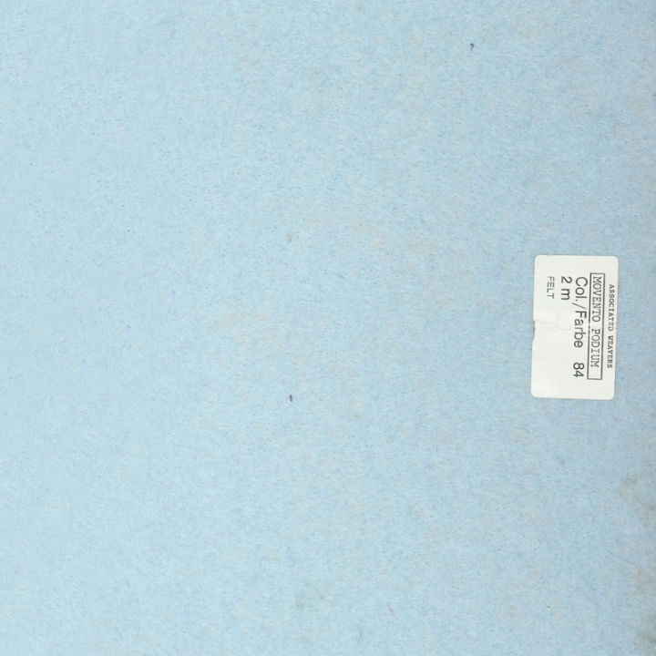 Plain%20Red%20Color%20Floor%20Carpet%201m%20-%20Image%204