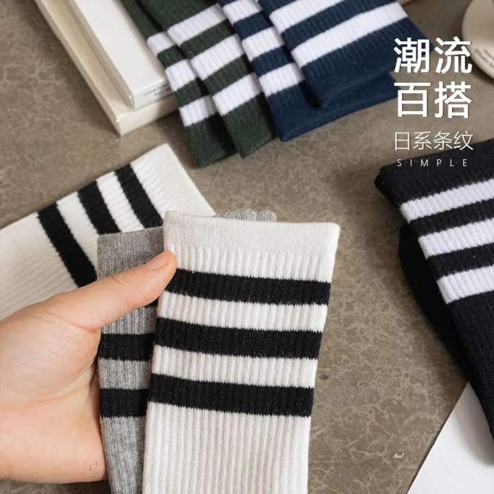 5%20pairs%20of%20,%20simple%20and%20classic%20women's%20black,%20white%20and%20gray%20series%20long%20three-bar%20cotton%20socks%20Versatile%20sports%20women's%20socks%20-%20Image%204