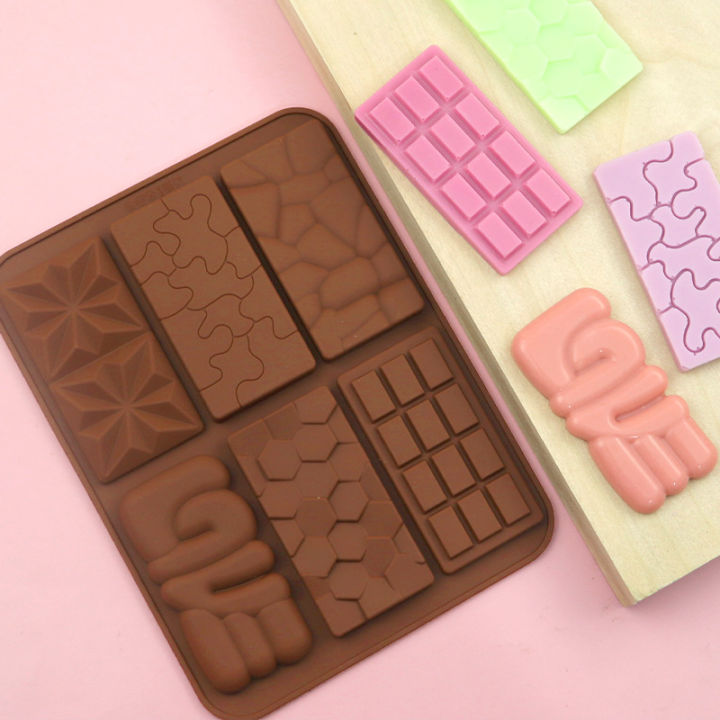 6%20Grid%20Small%20Waffle%20Rectangle%20Chocolate%20Bar%20Silicone%20Candy%20Mold%20Trays%20WANNA%20-%20Image%202