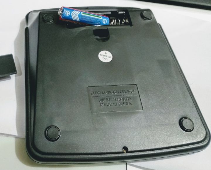Heavy%20Duty,%20Medium%20Size(15X12Cm),%20Big%20Screen,%20Dual%20Power%20Calculator,%20Changable%20Aaa%20Battery%20-%20Image%203
