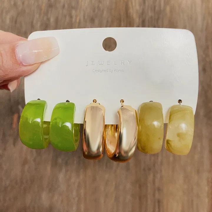 New%20Jewelry%20Fashion%20Trend%20Earrings%20Rings%20Resin%20Color%20Girls%20Ladies%20Suit%20Earrings%20Big%20Metal%20Gold%20Acrylic%20KISSWIFE%20Rings%20-%20Image%203