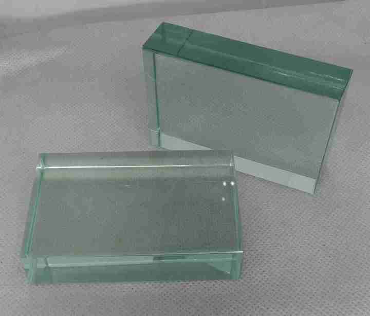 Rectangular%20Glass%20Slab%2075%20x%2050%20x%2018%20mm%20for%20Science%20lab%20-%20Image%206
