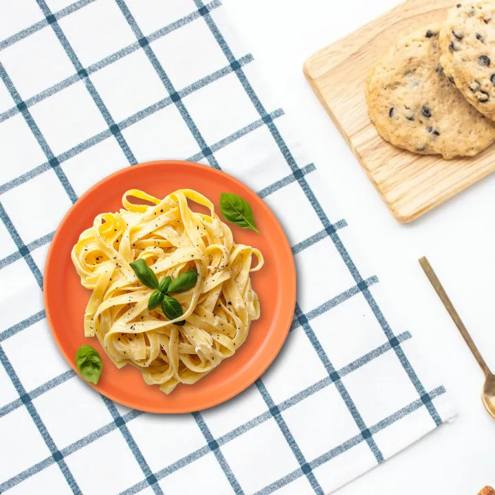 Oufeiton%20Odorless%20Plastic%20Plates%20Colorful%20Unbreakable%20Dinner%20Plates%20Set%20of%208%20Lightweight%20Reusable%20Plates%20for%20Everyday%20Use%20Camping%20Dishwasher%20-%20Image%205