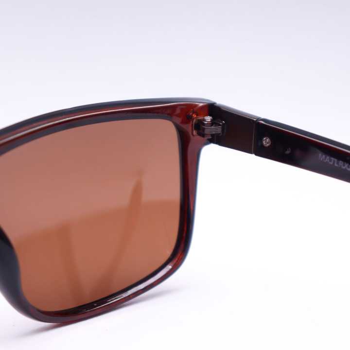 Brown%20Matlrxs%20Polarized%20Unisex%20Sunglasses%20-%20Image%205