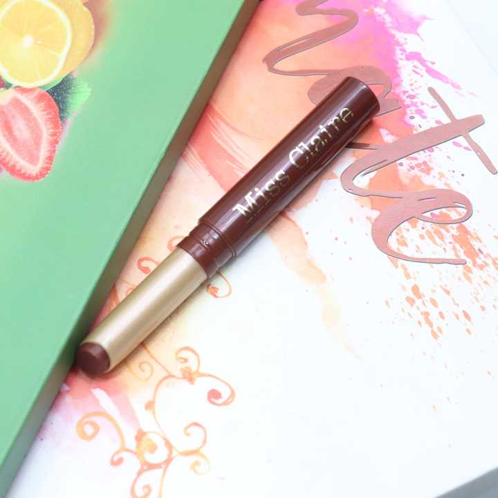 Miss Claire Lipstick Chestnut No.15 (2.5 gram)