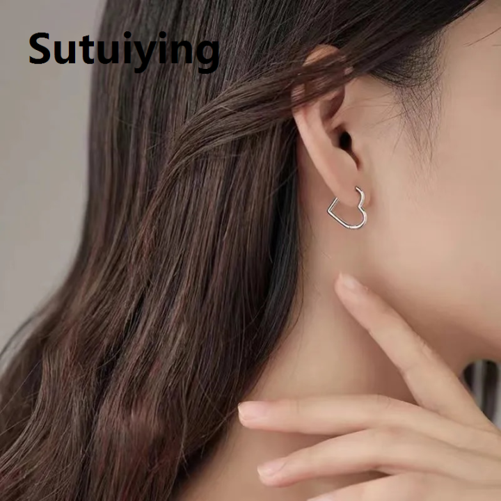 Sutuiying%20Simple%20Design%20Silver%20Color%20Hollow%20Heart%20Hoop%20Earrings%20For%20Women%20New%20Brand%20Fashion%20Ear%20Cuff%20Piercing%20Vintage%20Earring%20Gift%20-%20Image%202