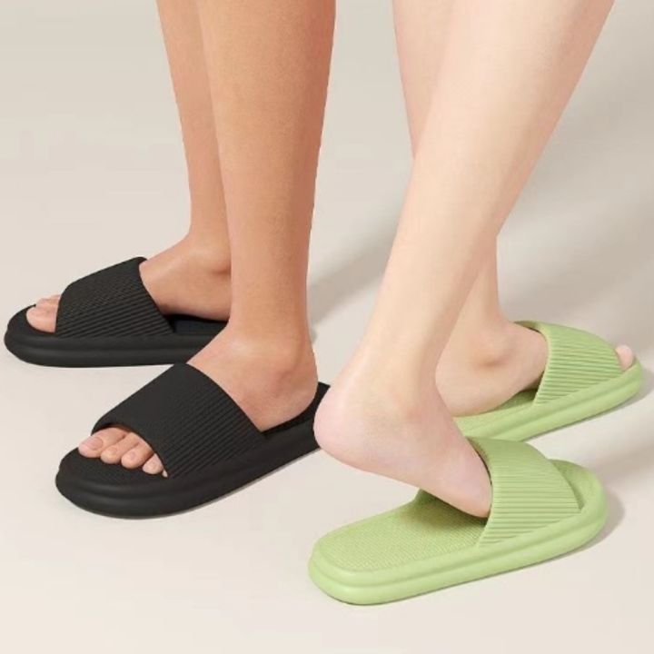 Comfortable Fashion Thick Platform Slippers Beach Shoes Soft Sole Couple Non-slip Flip Flops Slide Sandals Simplicity Unisex House Shoes Men Women
