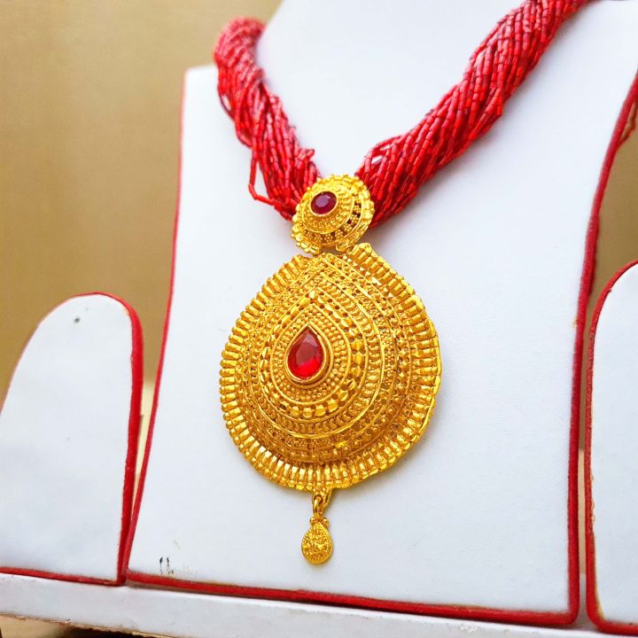Gold%20Plated%20Pendant%20Design%20Pote%20Necklace%20-%20Traditional%20Nepali%20Bridal%20Jewelry%20for%20Married%20Women%20-%20Image%203
