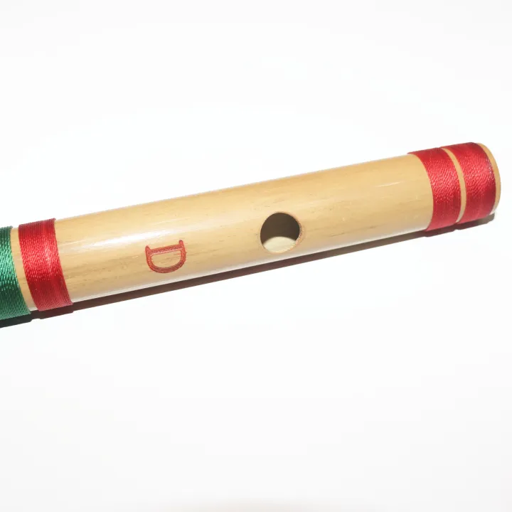 Nepali%20Bamboo%20Flute%20Professional%20Bansuri%20D%20Scale%20-%20Image%203
