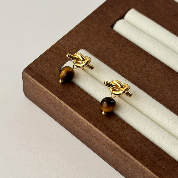 Medra%20style%20knotted%20tiger's%20eye%20stone%20stud%20earrings%20for%20women%20unique%20niche%20design%20sense%20of%20high-end%20earrings%20for%20girlfriend%20fashion%20earrings%20-%20Image%202