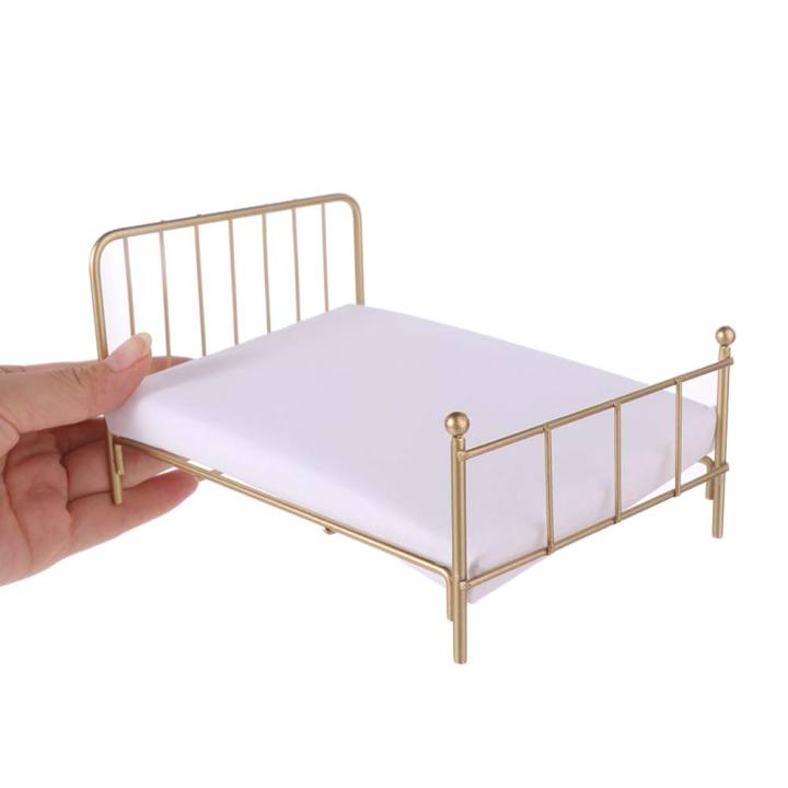 Creative%20:12%20Scale%20Dollhouse%20Bed%20Frame%20With%20Mattress%20Doll%20Bed%20Furniture%20Bedroom%20Scene%20Play%20House%20Mini%20Bed%20Model%20DIY%20Toy%20-%20Image%203