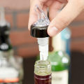 Portable 20ml Quantitative Wine Pourer Alcohol  Cocktail Dispenser Bar Tool. 
