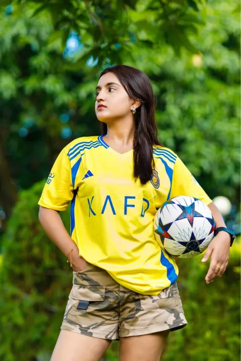 Al%20Nassr%20New%20Home%20Kit%20By%20The%20Vintage%20Shop%20-%20Image%202