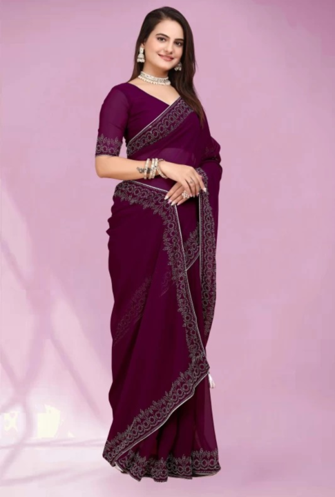 Fashionable%20Embellished%20Bollywood%20Georgette%20Saree%20in%20Purple%20for%20Modern%20Women%20With%20Unstitched%20Blouse%20-%20Image%206