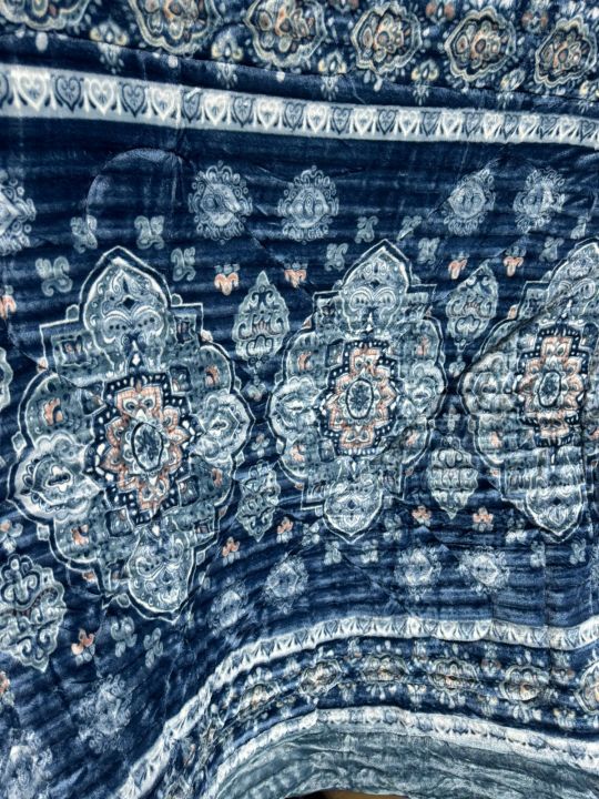 Luxurious%20Fur%20King%20Size%20Quilt%20For%20Minus%20Degrees%20-%20Image%202