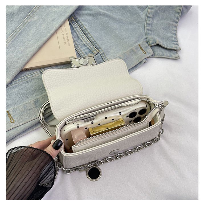 Women%E2%80%99s%20PU%20Leather%20Handbag%202607%20%7C%20Stylish%20Ladies%20Shoulder%20&%20Crossbody%20Bag%20with%20Chain%20Strap%20&%20Pendant%20%7C%20Party%20Casual%20Mini%20Bag%20for%20women%20-%20Image%207