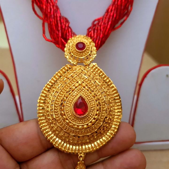 Gold%20Plated%20Pendant%20Design%20Pote%20Necklace%20-%20Traditional%20Nepali%20Bridal%20Jewelry%20for%20Married%20Women%20-%20Image%206