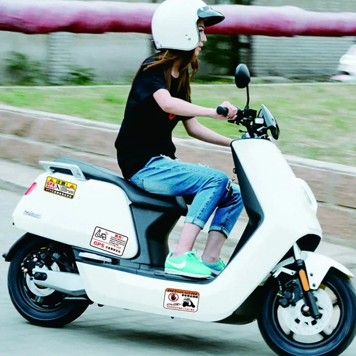 Gps%20Tracking%20Alarm%20Sticker%20Reflective%20Bicycle%20Warning%20Sticker%20Anti-Theft%20Decal%20For%20Motorcycle%20Scooter%20Car%20Warning%20Wholesale%20-%20Image%203