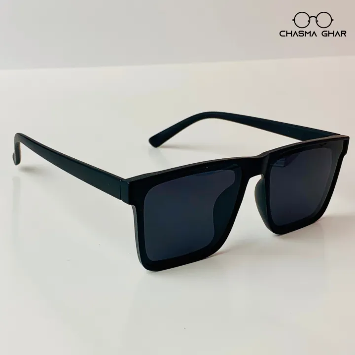 Chasma%20Ghar%20-%20B.S.%20Polarised%20Sunglasses%20%7C%20Unisex%20-%20Image%204