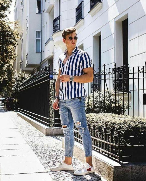 Soft%20Cotton%20Linning%20Print%20Half%20Shirt%20For%20Men%20-%20White%20With%20Blue%20Linning%20%7C%20Fashion%20Linning%20Print%20Half%20Shirt%20For%20Men%20-%20Image%204