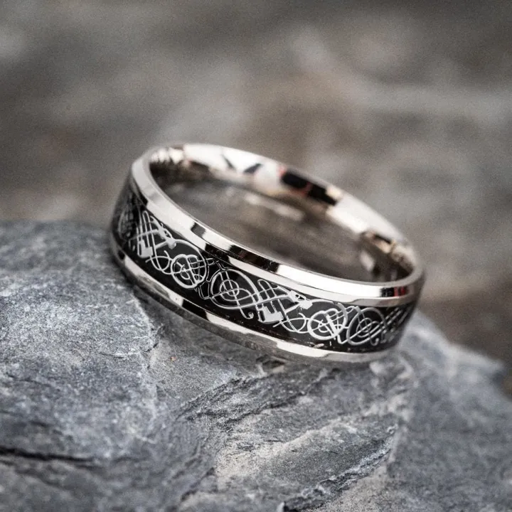 8mm%20Viking%20Dragon%20Pattern%20Ring%20for%20Weddings,%20Engagements,%20and%20Anniversaries,%20Titanium%20Steel%20with%20Blue%20Black%20Celtic%20Inlay%20-%20Image%204