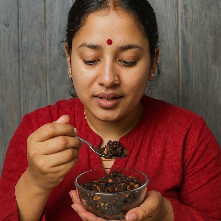 Hajuraamako%20Sutkeri%20Masala%20%E2%80%93%20100%25%20Natural%20Postpartum%20Supplement%20for%20New%20Mothers%20%7C%20Boosts%20Immunity%20&%20Milk%20Supply%20%7C%20500%20GM%20-%20Image%204