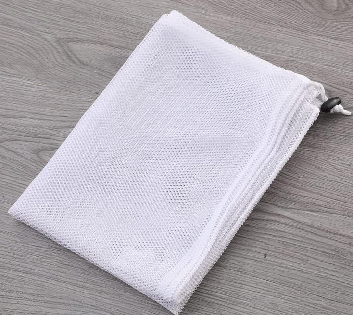 Adjustable%20Drawstring%20Mesh%20Laundry%20Bags%20Set%20-%20Large%20Capacity%20,%20Breathable%20,%20Thick%20Material%20for%20Washing%20Machine%20,%20Travel%20,%20Dorm%20,%20Apartment%20,%20Family%20(12%20inches)%20-%20Image%204