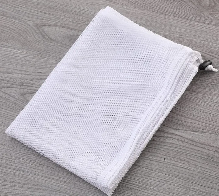 Adjustable%20Drawstring%20Mesh%20Laundry%20Bags%20Set%20-%20Large%20Capacity%20,%20Breathable%20,%20Thick%20Material%20for%20Washing%20Machine%20,%20Travel%20,%20Dorm%20,%20Apartment%20,%20Family%20(12%20inches)%20-%20Image%204