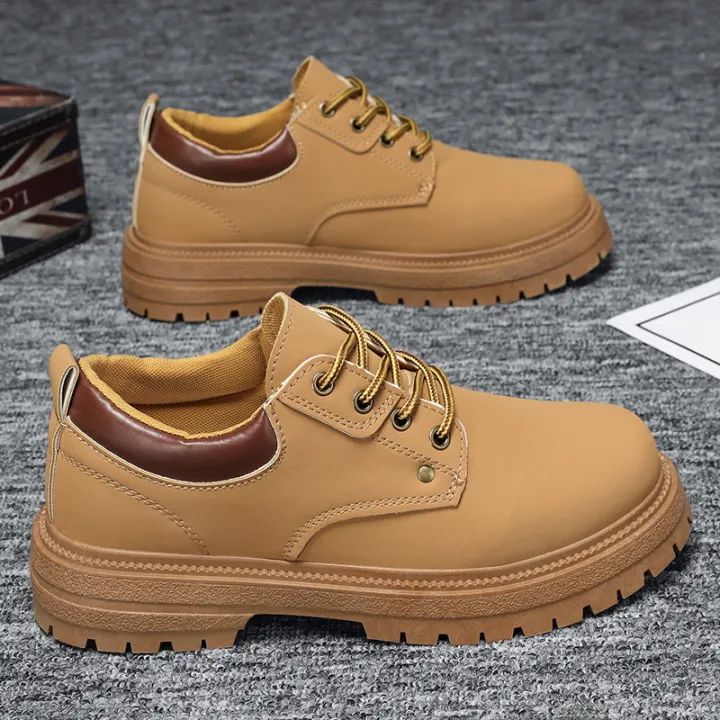 Spring%20Men's%20Shoes%20New%20breathable%20Martin%20boots%20men's%20trendy%20all-match%20non-slip%20wear-resistant%20short%20boots%20casual%20workwear%20safety%20shoes%20men%20-%20Image%203